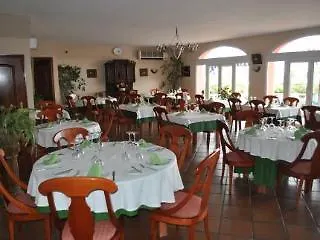 Отель Camelias 2*